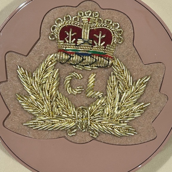 Christian Louboutin
Teint Fetiche La Poudre Powder Case W/Charm - Picture 7 of 9